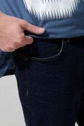 Jean azul oscuro straight leg bota recta con tiro bajo