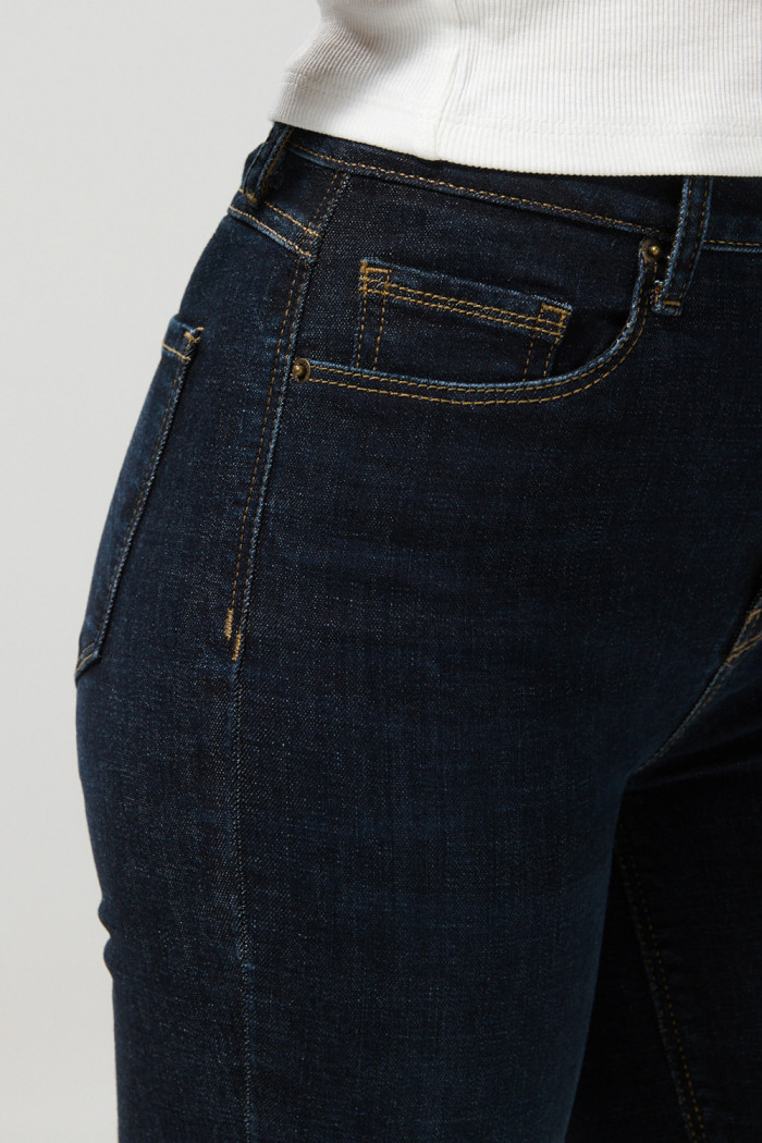 Jean jegging súper tiro alto azul intenso con cremallera