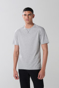 Camiseta gris clara en algodón manga corta con costura