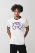 Camiseta college crema en algodón con manga corta