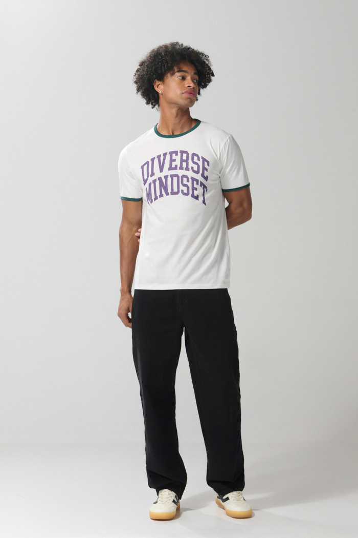 Camiseta college crema en algodón con manga corta