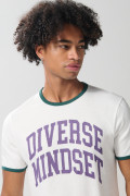 Camiseta college crema en algodón con manga corta