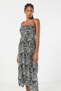 Vestido largo negro con diseño animal print y tiras delgadas