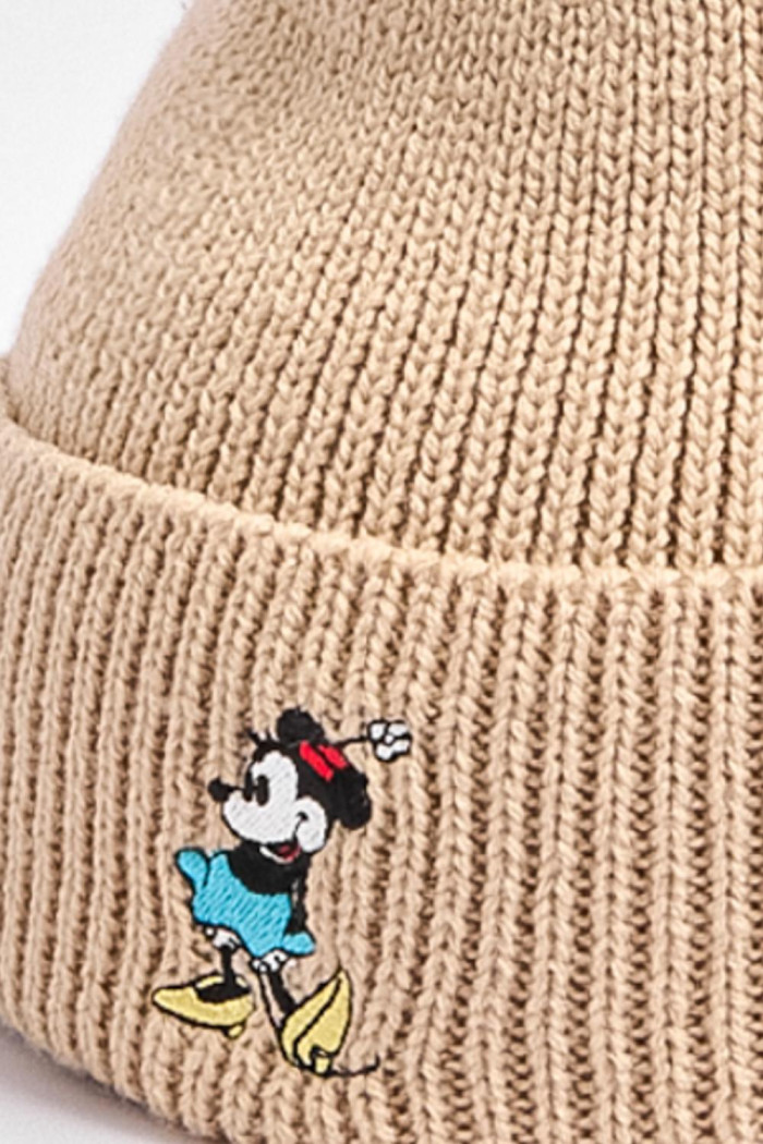 Gorro tejido kaki claro con diseño de Minnie