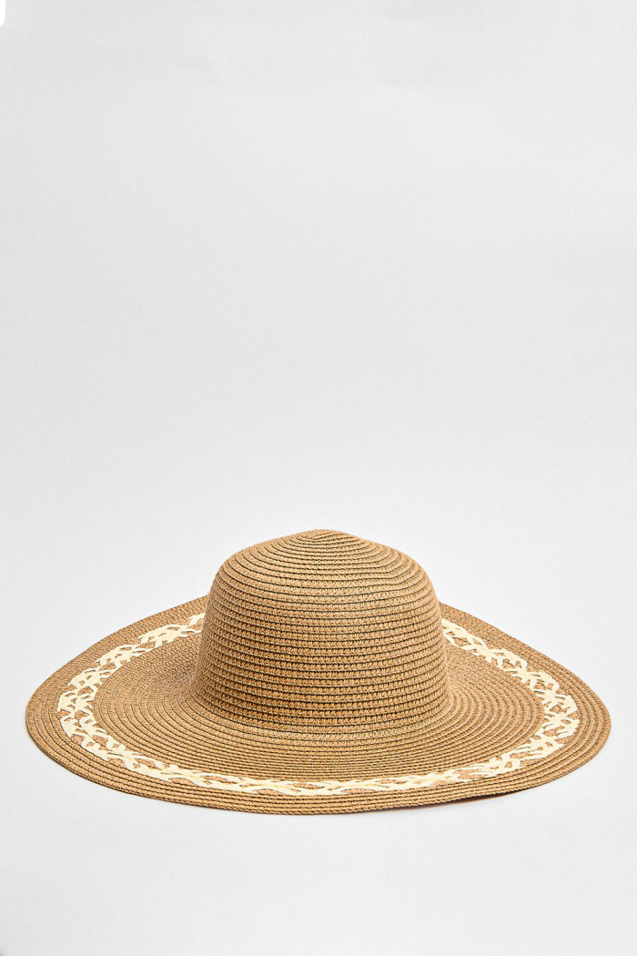 Sombrero unicolor con ala ancha y trenzado decorativo
