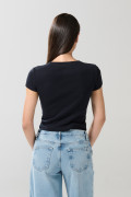 Camiseta azul manga corta con arte de Plaza Sésamo
