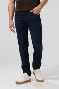 Jean tiro bajo slim azul intenso con cremallera