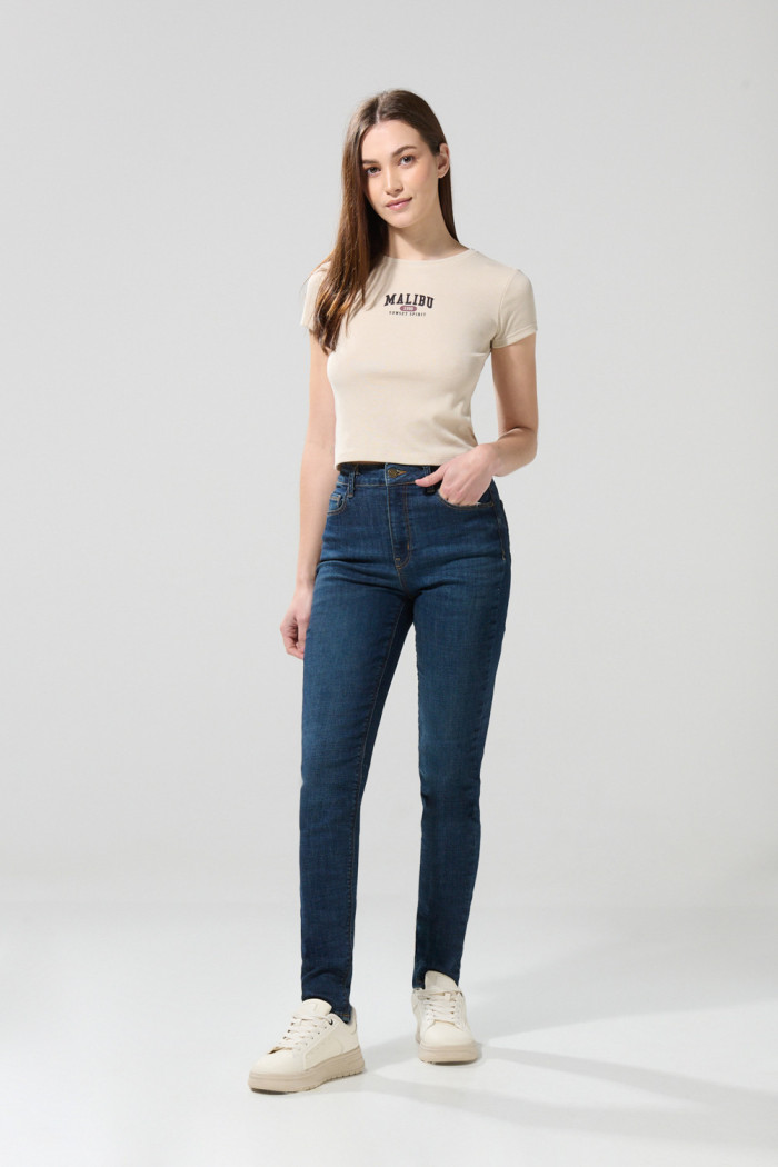 Camiseta kaki acanalada manga corta con diseño college