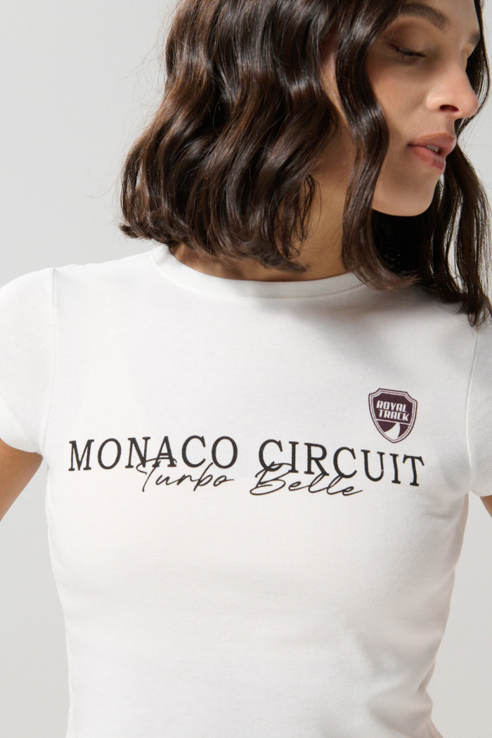 Camiseta crema acanalada con cuello redondo y arte college