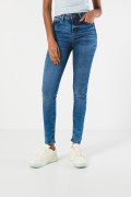 Jean push up ajustado azul claro tiro alto con realce