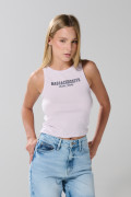 Camiseta manga sisa lila clara con estampado college