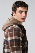 Sobrecamisa unicolor con capota, cuadros y bolsillos