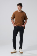 Jean gris oscuro slim tiro bajo ajustado con bolsillos