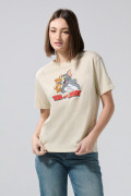 Camiseta kaki clara cuello redondo de Tom y Jerry