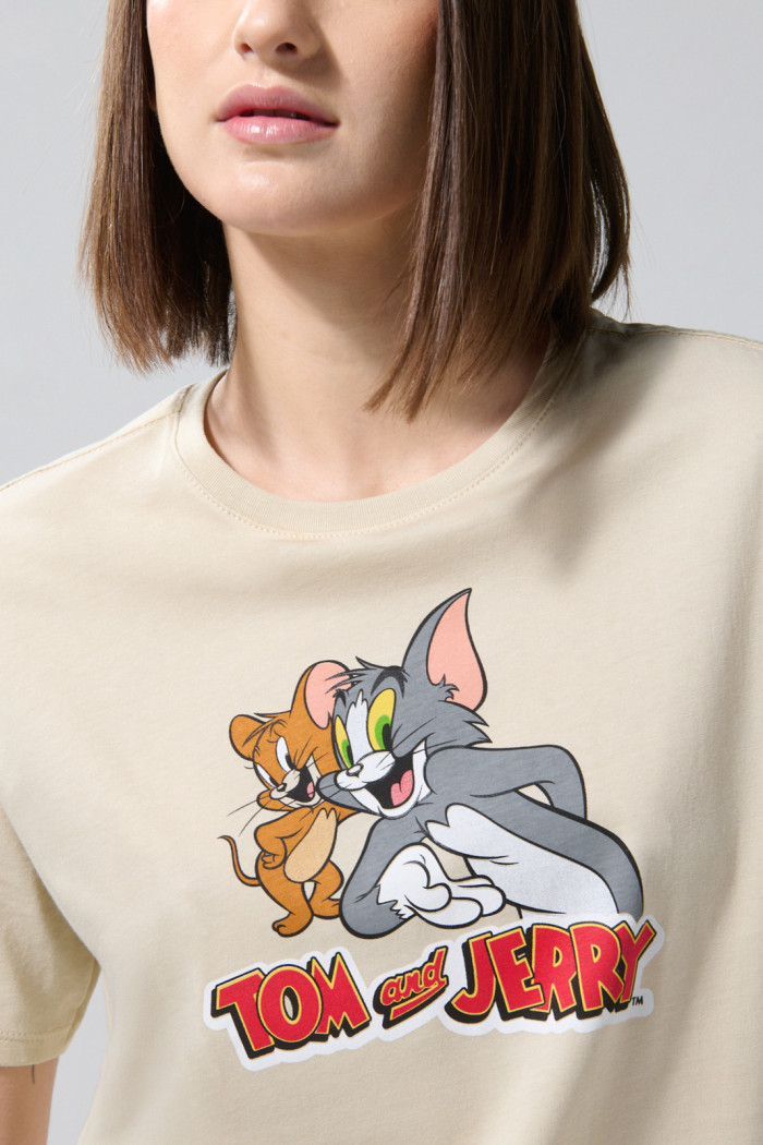 Camiseta kaki clara cuello redondo de Tom y Jerry