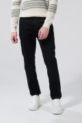 Jean negro skinny tiro bajo con bolsillos y ajuste ceñido