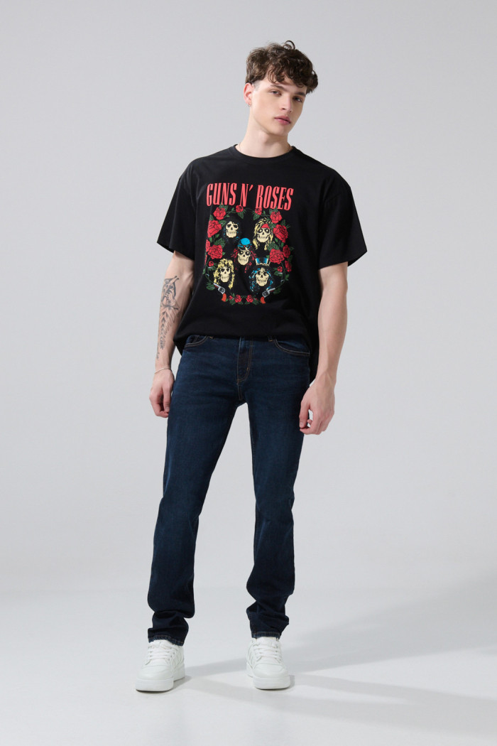 Jean tiro bajo azul oscuro slim con cremallera y bolsillos