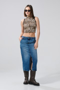 Falda de jean larga azul medio con abertura en frente