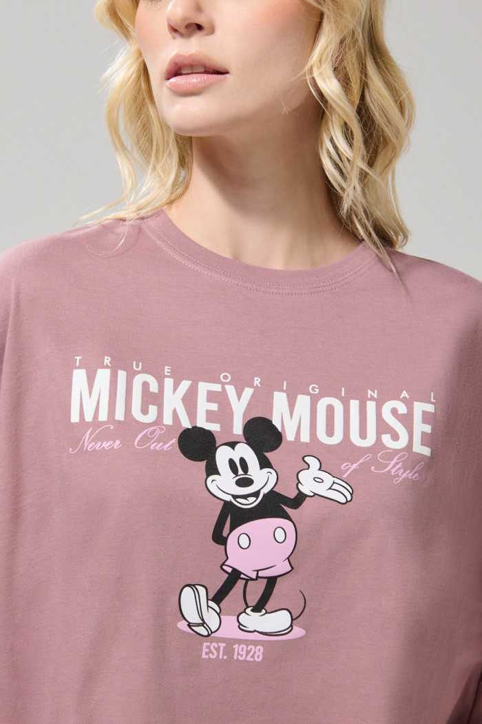 Camiseta oversize crop top rosada oscura de Mickey