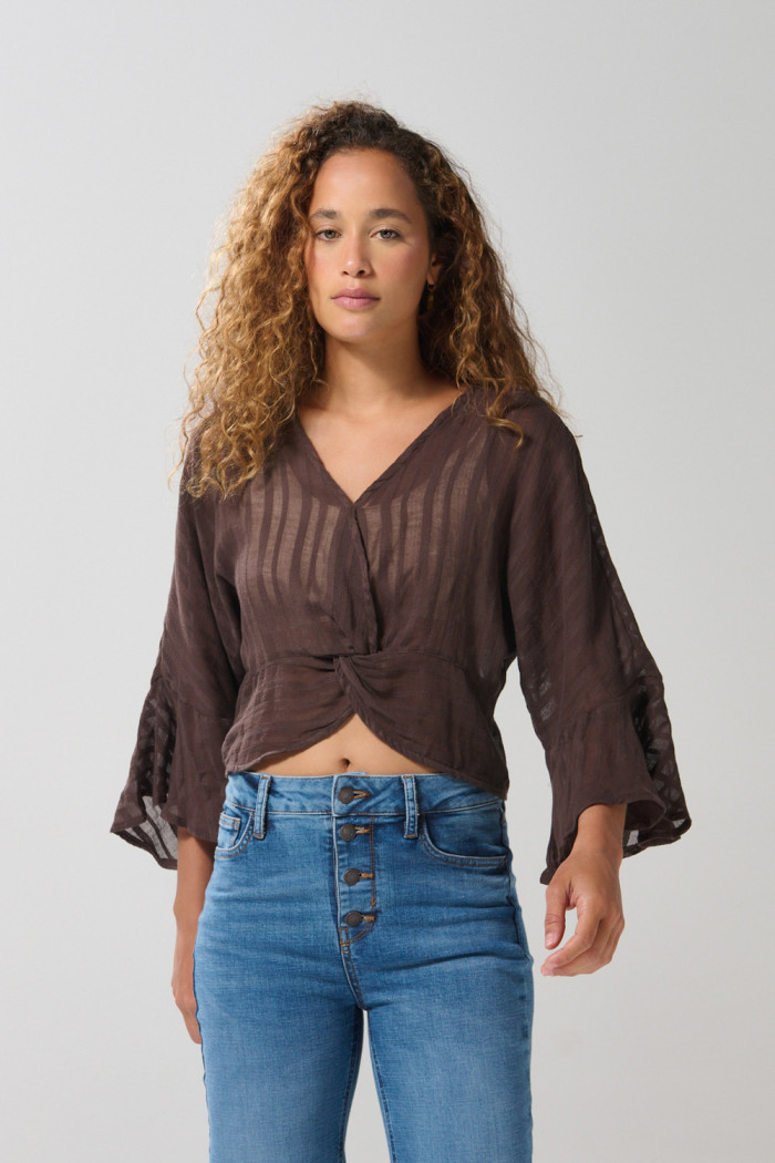 Blusa crop en algodón unicolor con manga 3/4