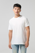 Camiseta unicolor con costura, doblez en puños y manga corta