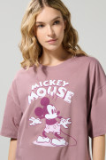 Camiseta oversize manga corta rosada con arte de Mickey